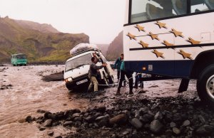 Arrivano i soccorsi. Foto di Katia De Pietri