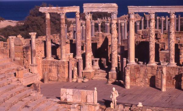 Leptis Magna : Il teatro