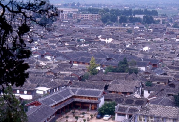 Lijiang: La citt vecchia (80975 bytes)